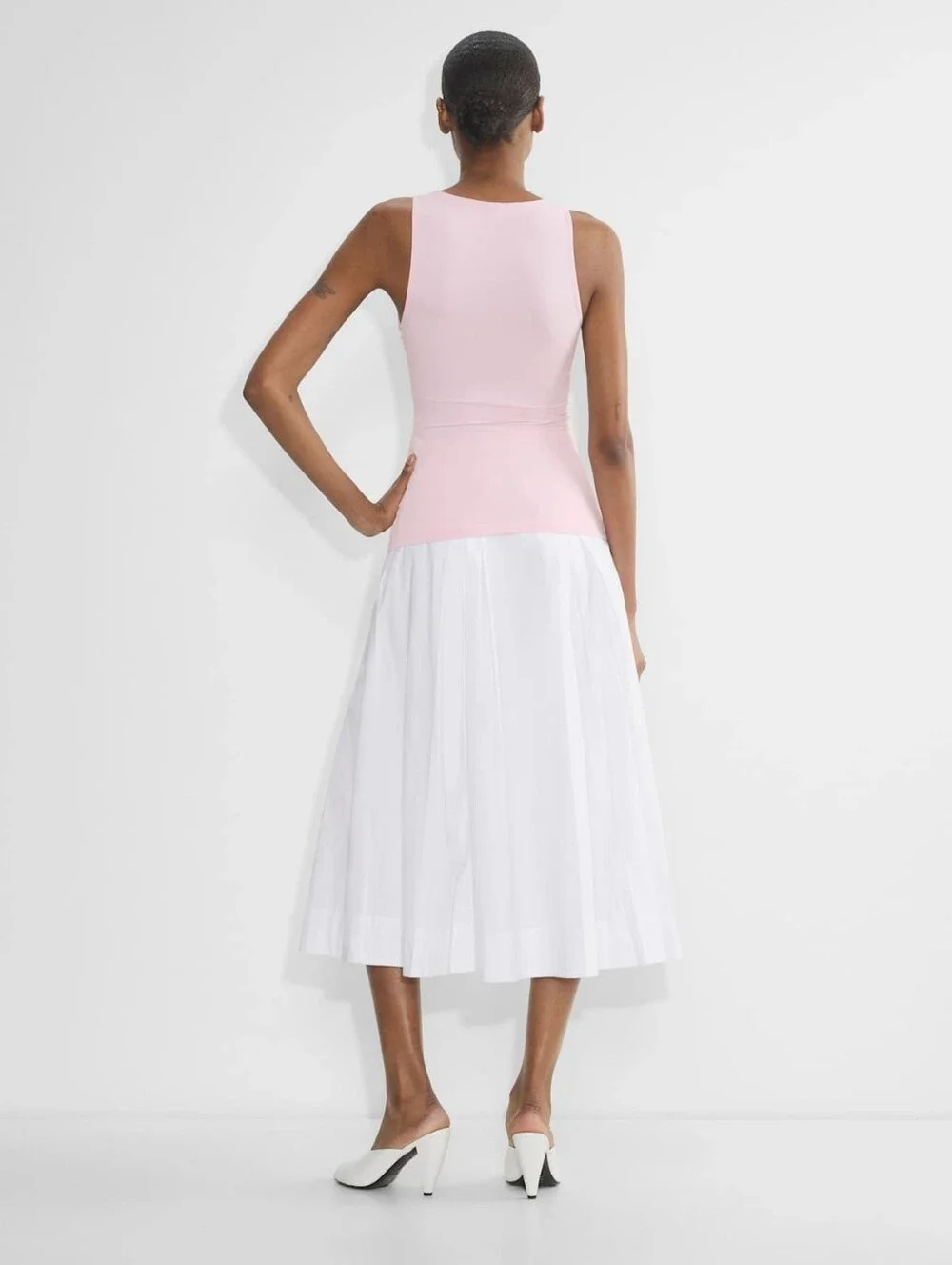 Aritzia Shono Contour Top - Picture 5 of 7